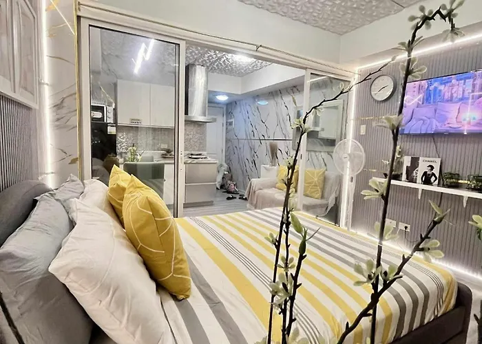 Urban Retreat At Azure Манила