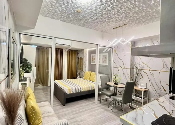 Urban Retreat At Azure Манила